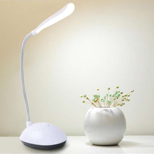 1PCS 4LEDs Table Lamp Desk Lamp Eye Protection Lamp AAA Battery Reading Book Lights New Reading Lamp Desk Lights Morden Lamp