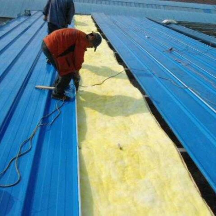 Glass wool application and installation