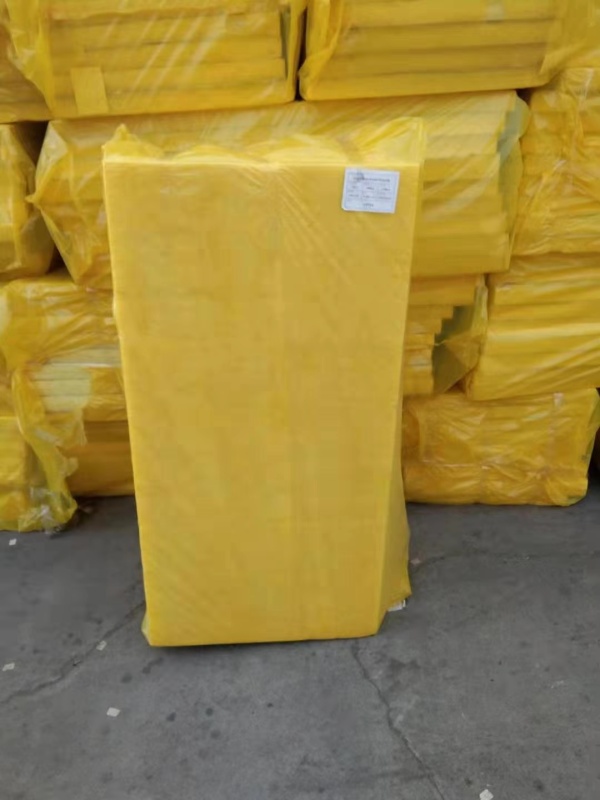 Glass wool board