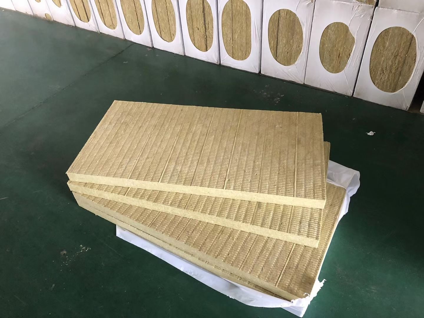 High density heat construction insulation materials 100kg/m3/120kg/m3 50mm stone wool rock wool board/slab/sheet