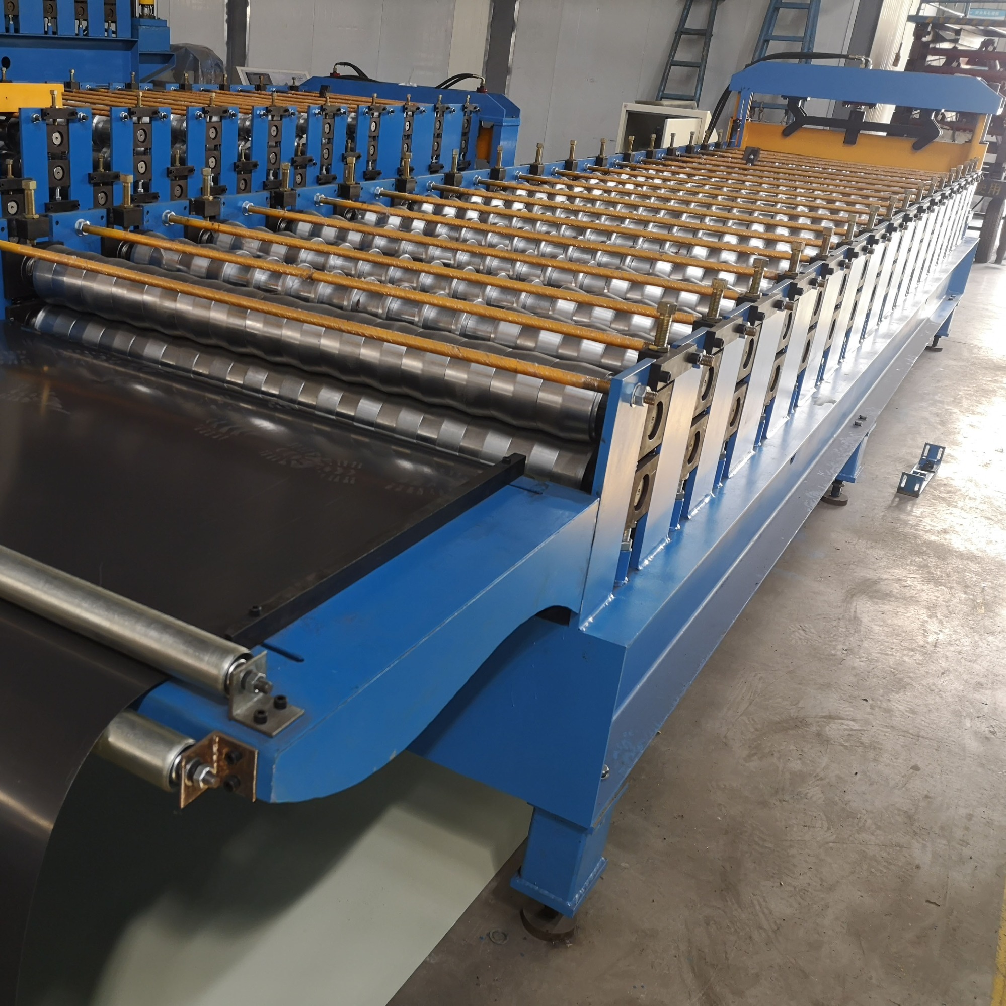 Roof sheet making machine, cold roll forming machine, metal roll ...