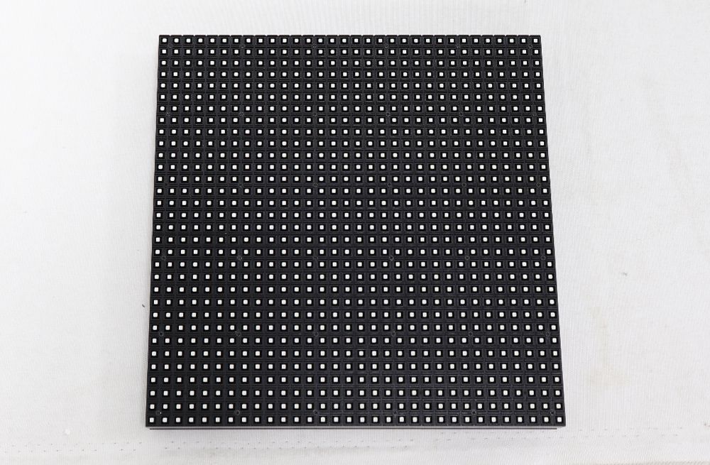 Full color P6 outdoor  SMD2525 1/8 scan 192x192mm LED Module