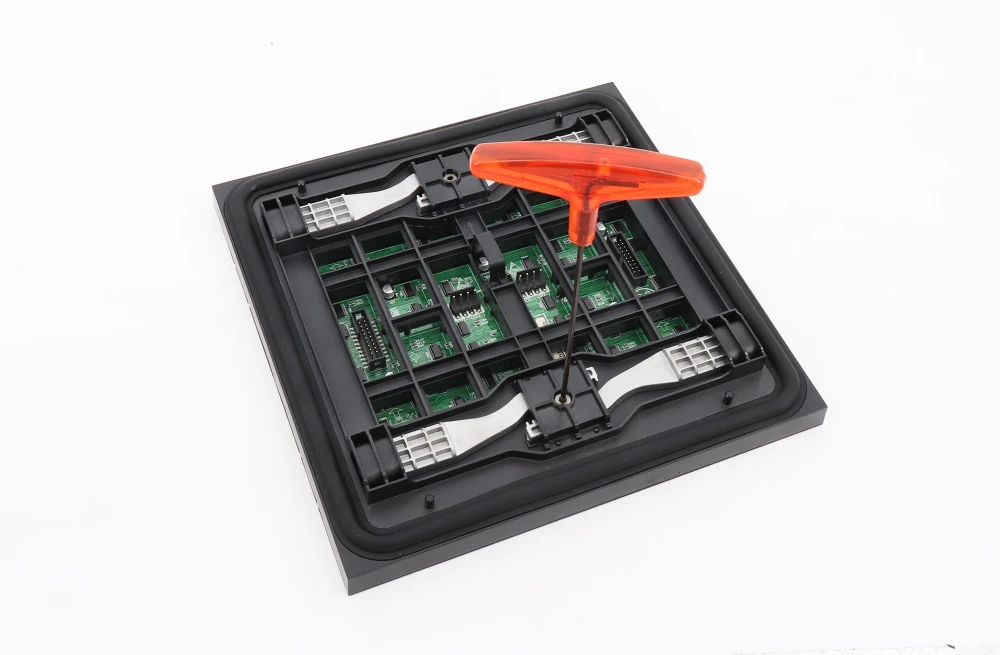 P4.81 Outdoor 250x250 Front Access LED Panel Module
