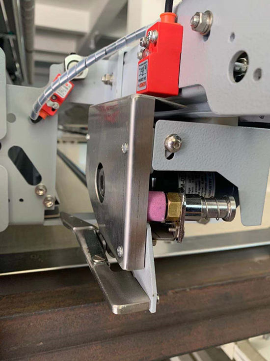 Automatic fabric spreading machine for knitting, woven.