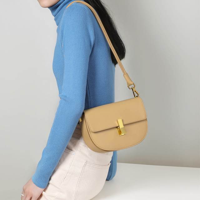 Street trend single shoulder saddle bag
