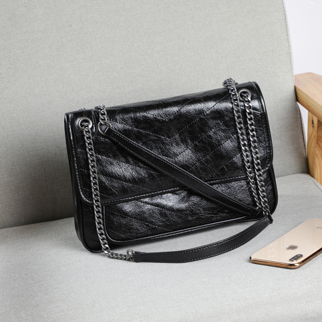 Oil wax leather chain bag