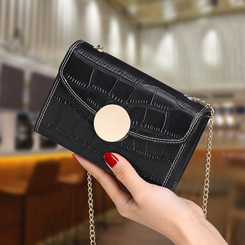 ins chain mini shoulder bag