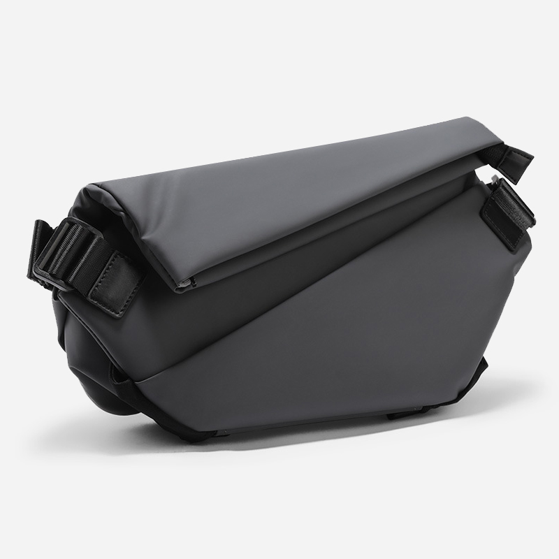 Men's multifunctional chest bag