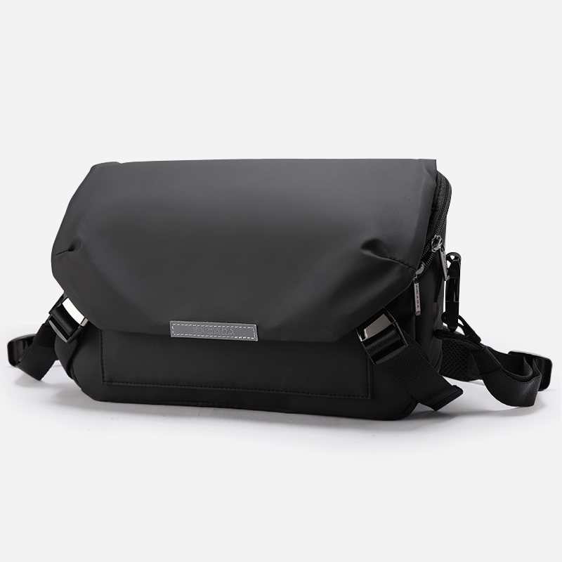 Fashion casual messenger bag
