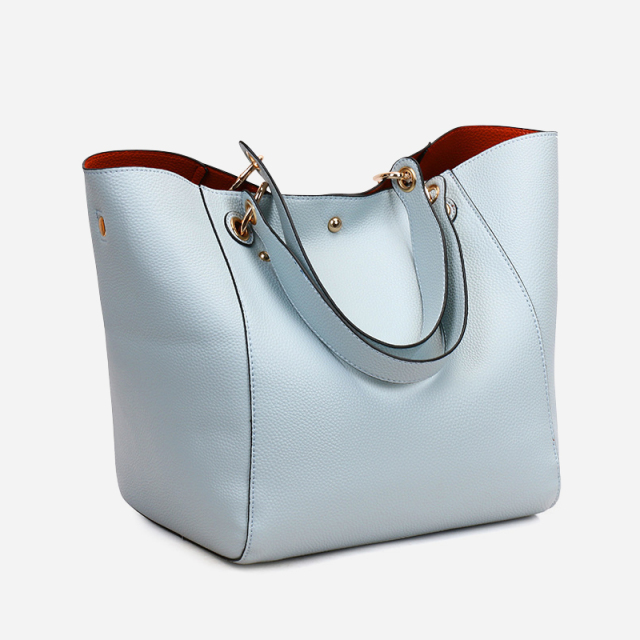Large capacity magnetic buckle tote bag