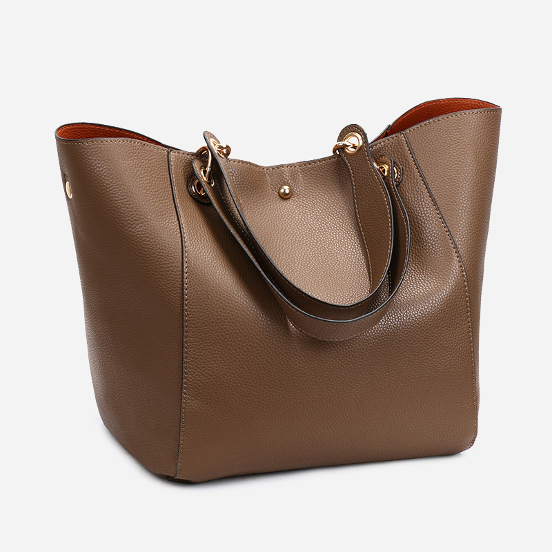 Large capacity magnetic buckle tote bag