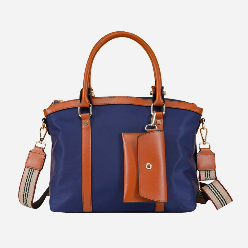 Fashionable and versatile handbag