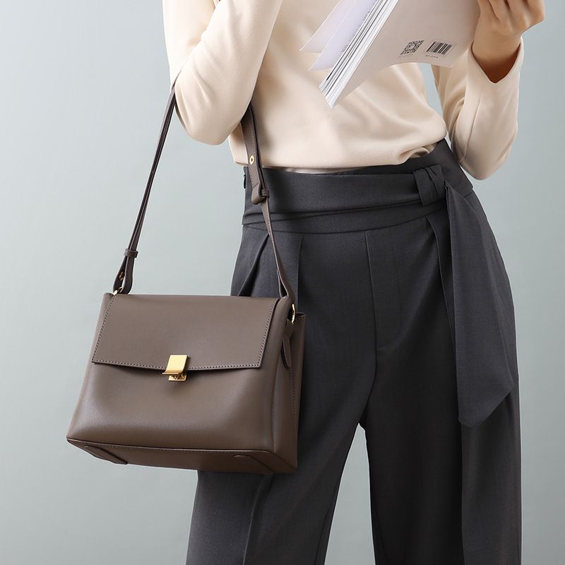 Trendy niche leather crossbody bag