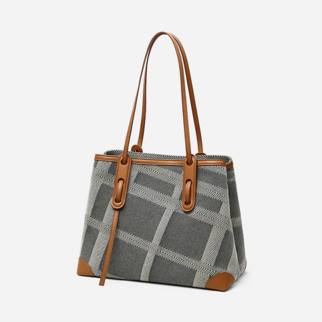 Fashion large-capacity tote bag