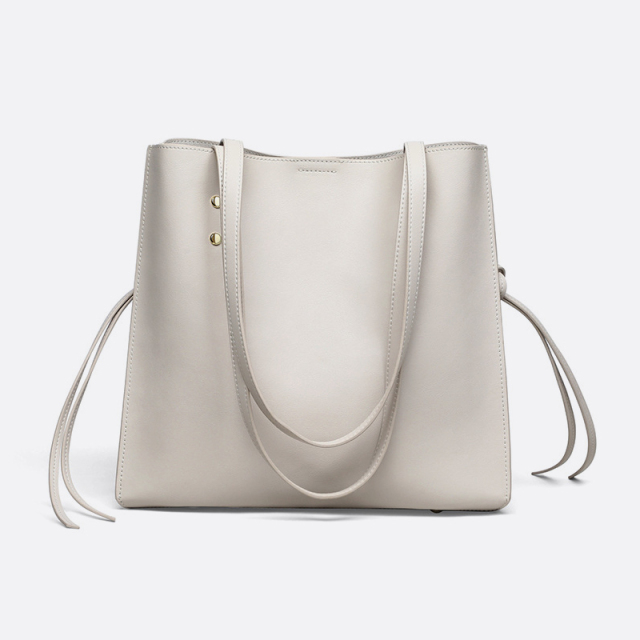The new hundred bucket bag