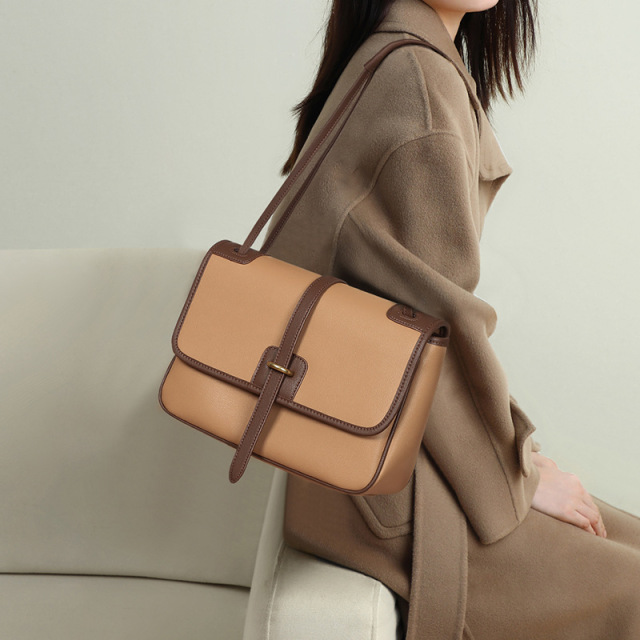 Fashion shoulder messenger bag