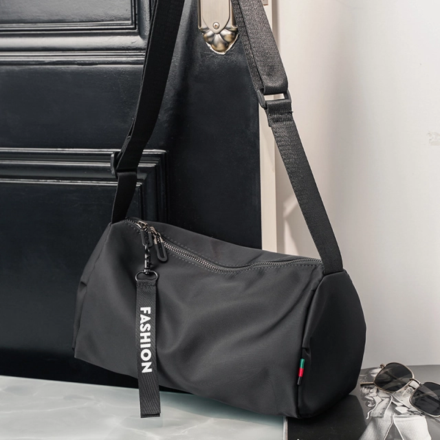 New lightweight small barrel satchel