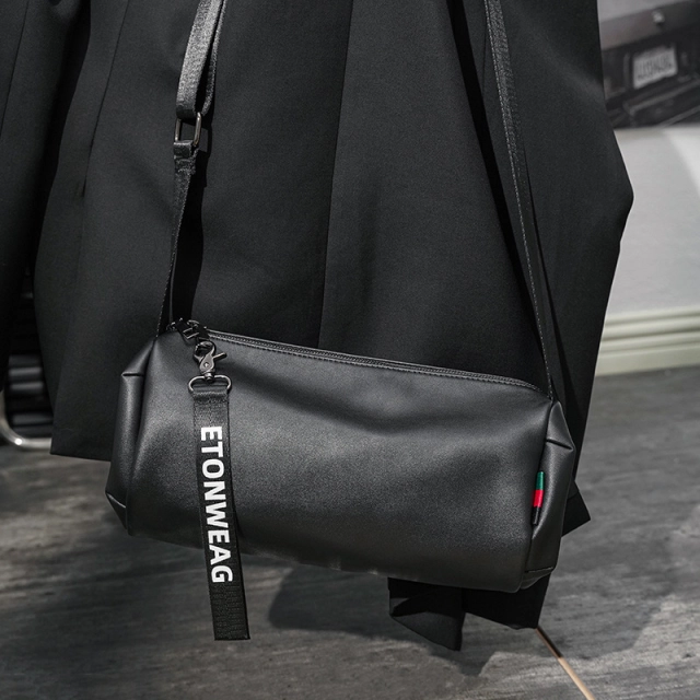 New lightweight small barrel satchel