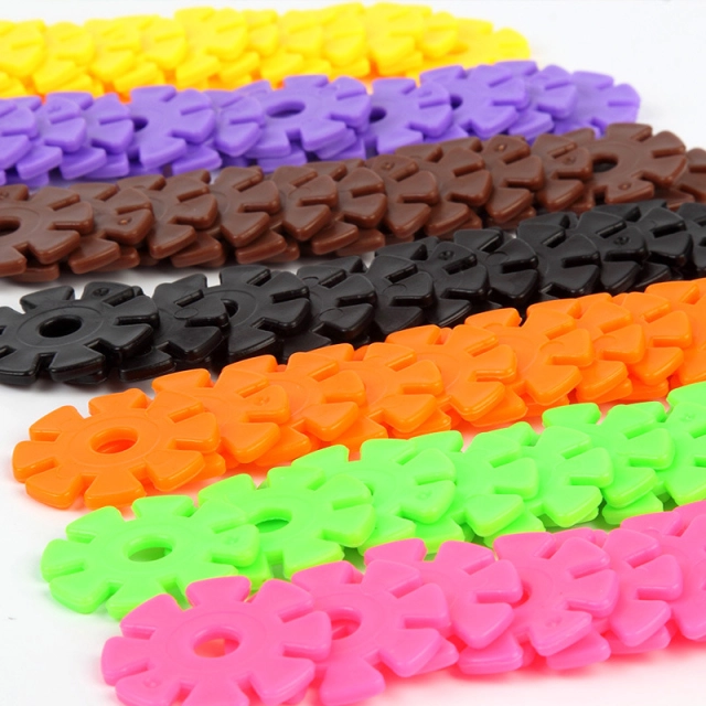 Bulk large snowflake pieces blocks children's plastic puzzle kindergarten boys 2-3 weeks old 4-9 years old girls toys