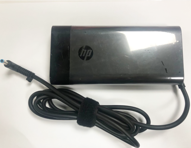 HP 200W 19.5V 10.5A 4.5X3.0 AC Power Charger Laptop Adapter P/N:L00818-850 TPN-DA10