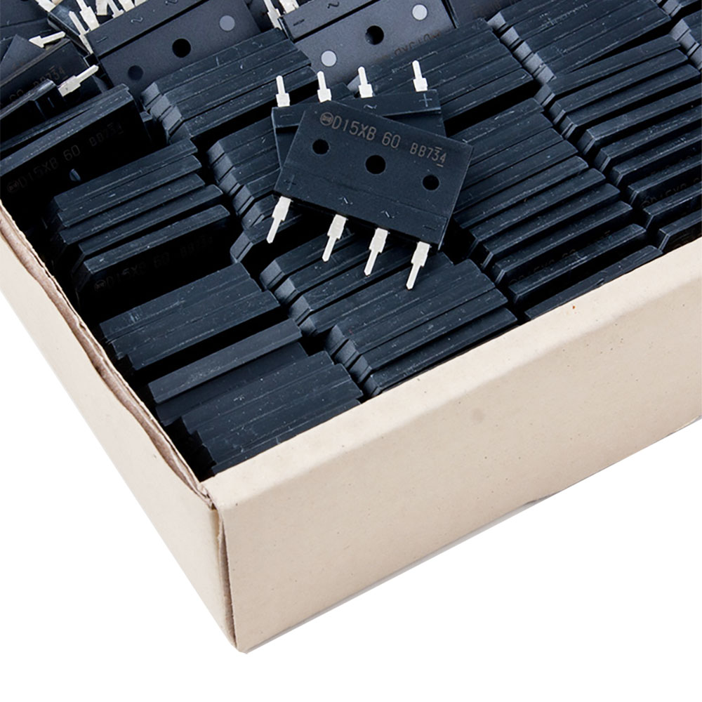 1PC D15XB60 DIP-4 Rectifier Diode 15A 600V D15SB60 Bridge Stack Flat Bridge 4 feet