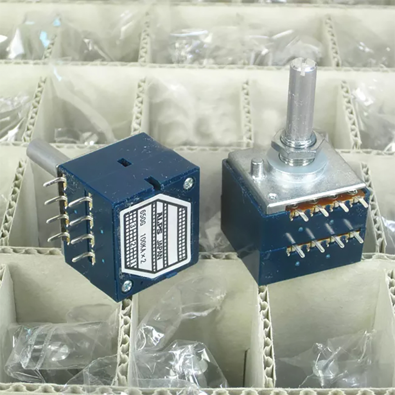 1PC ALPS RK27 STEREO VOLUME Potentiometer Dual 100K 2x4 8pins Round shaft
