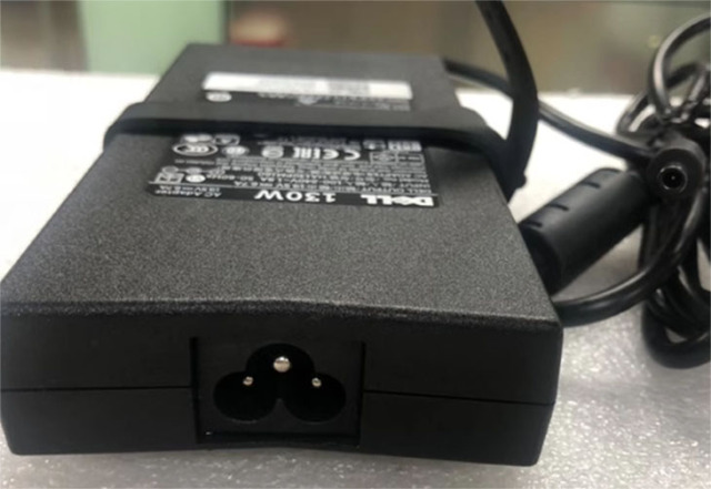 DELL 130W 19.5V 6.7A AC Power Charger Laptop Adapter JU012 DA130PE1-00 ADP-130DB B WRHKW VJCH5