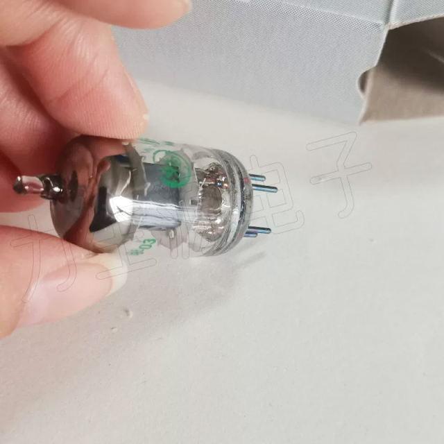 1PC New old stock GE 5654W vacuum tube upgrade for 6J1 / 6米1 (6M1) / EF95 / 403A / 6AK5 / 5654