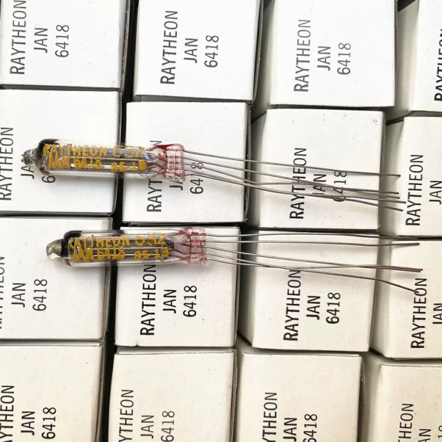New old stock Raytheon 6418 Sub‑Miniature Vacuum Tube Brand New & Original Direct‑Heated Pentode