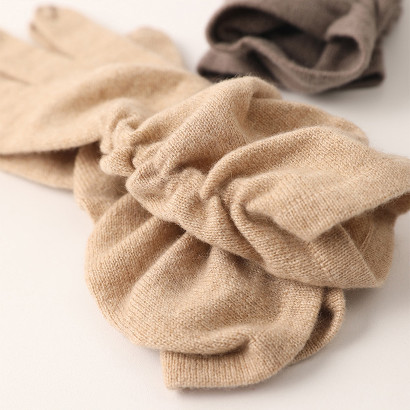 Pleated Cashmere Gloves