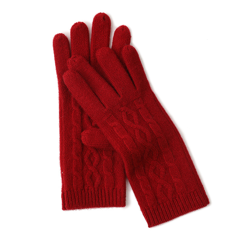 Classic Cable Knit Cashmere Gloves