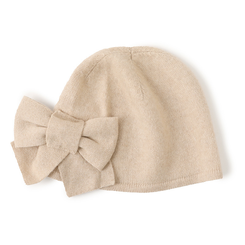 Retro Bow Tie Cashmere Beanie