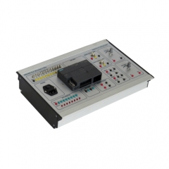 PLC được gắn trong hộp Phòng thí nghiệm lắp đặt thiết bị điện Didactic