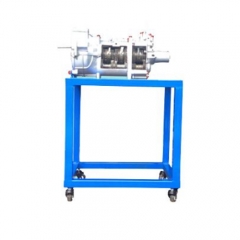 Модель с механической коробкой передач и передним приводом. Учебное оборудование. Учебное устройство по электротехнике автомобиля.