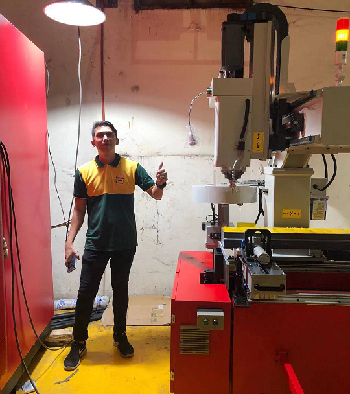 Congratulations to our Philippines client’s machine successfully installed well by our guide on line