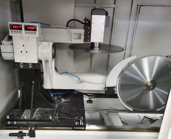Notching Saw