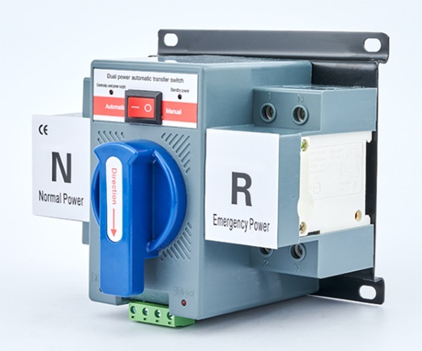 JKQ3-63-A 2P CB Type Auto Transfer Switch