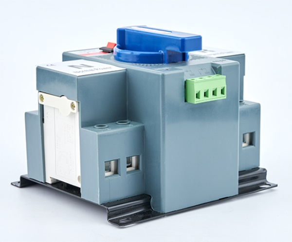 JKQ3-63-A 2P CB Type Auto Transfer Switch