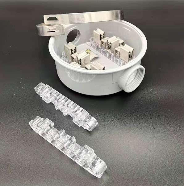 Dominica Transparent terminal 100A Ansi Socket Round Meter Base 6 Jaws