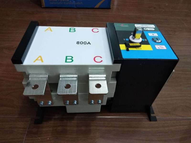 0.6second I-0-II 3P 160-3200A PC class Automatic transfer switch Grid power to Generator