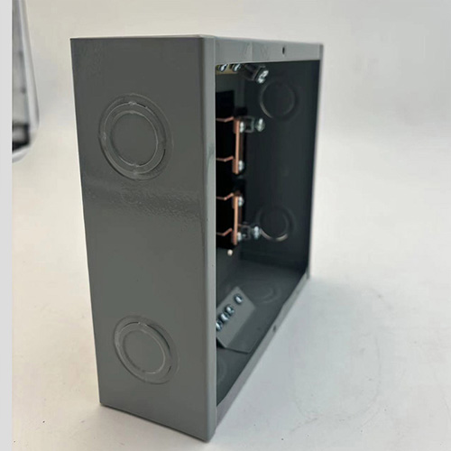 GTLS-4 Load Center with Plug-In Circuit Breaker – South American Market Optimization