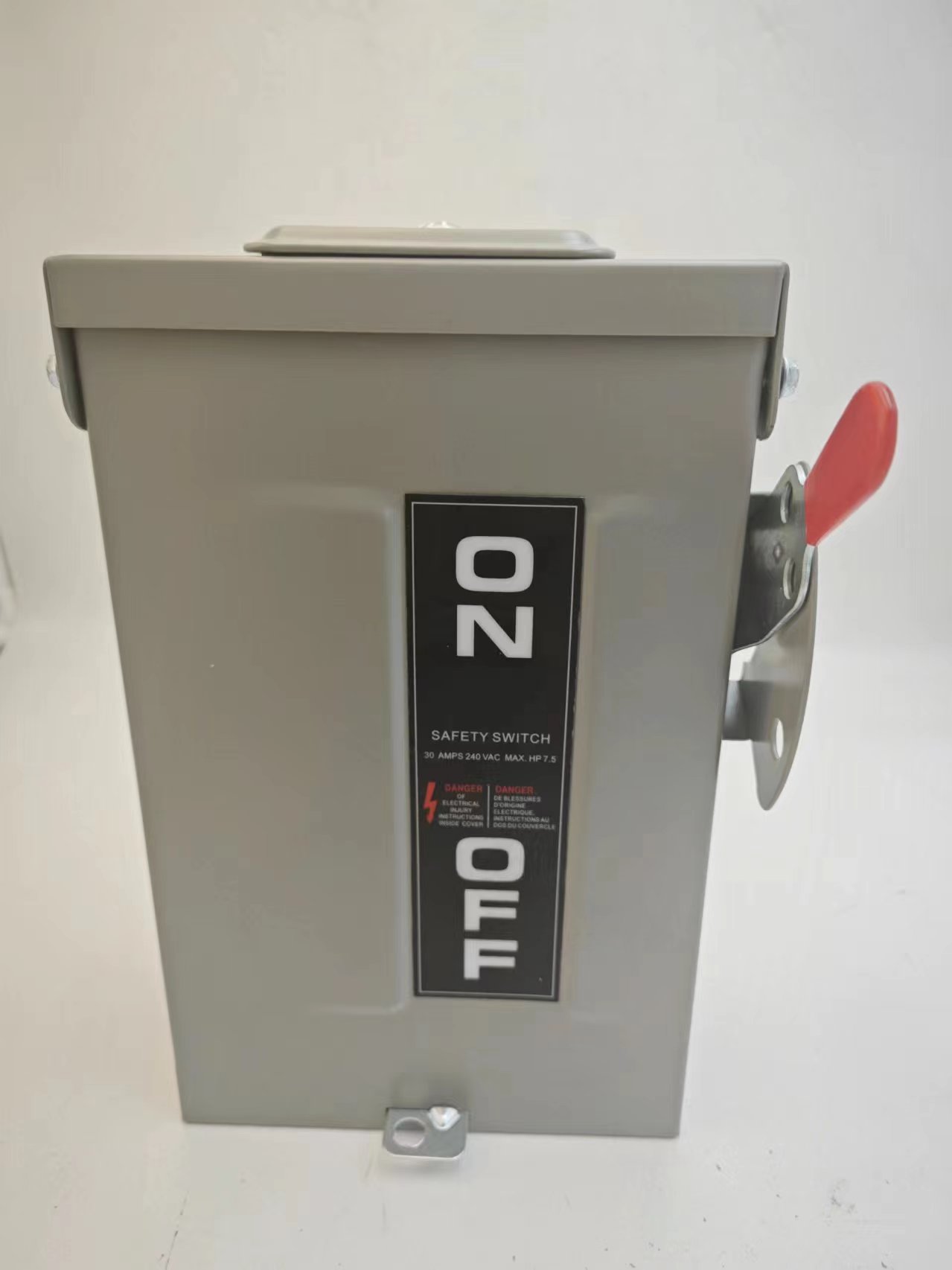 What is a fusible Safety Switch?