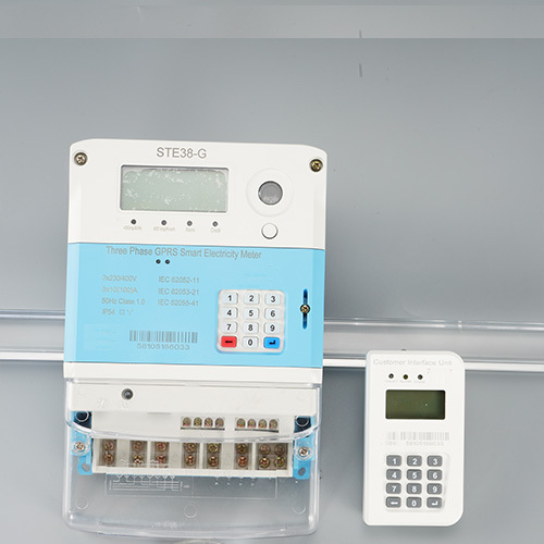 STE38-G Split Three Phase GPRS STS Smart Prepaid Energy Meter 3x230/400V 3x10(100)A Separate CIU Remote Recharge Token Kwh Meter For Africa Factory Commercial Farm