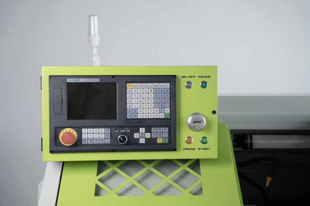 CK0640 Industrial CNC Metal Lathe 3KW Absolute Value Servo Motor Lathe Machine