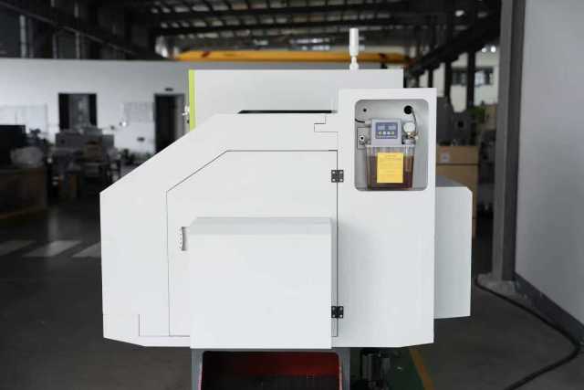 CK0640 Industrial CNC Metal Lathe 3KW Absolute Value Servo Motor Lathe Machine