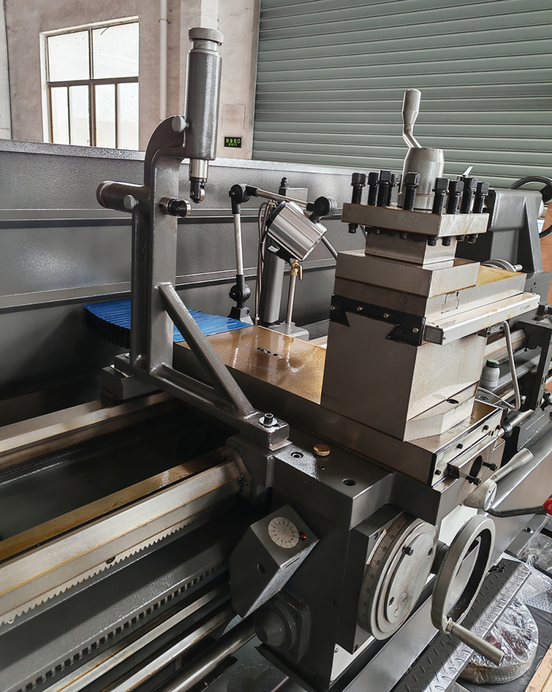 NUMOBAMS WL800 High Quality Heavy Duty Metal Lathe for Heavy Processing Working