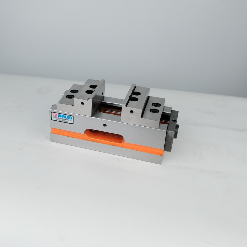 NUMOBAMS CSV Self-Centering Series Vise