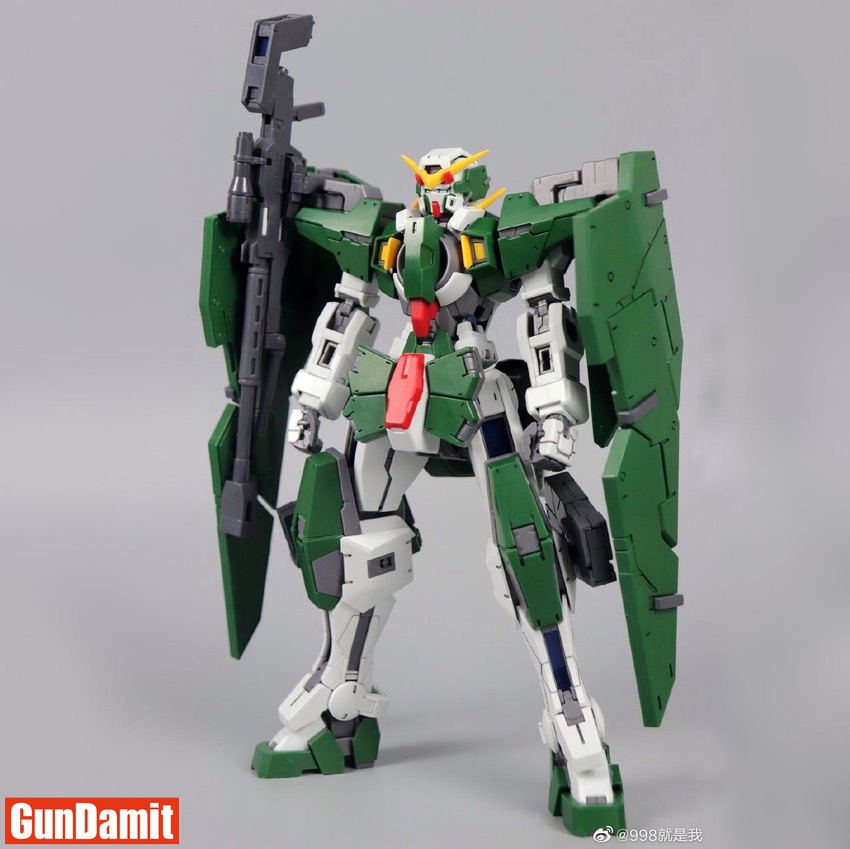 Daban 1/100 6653 GN-002 Dynames Gundam w/ LED Model Kit