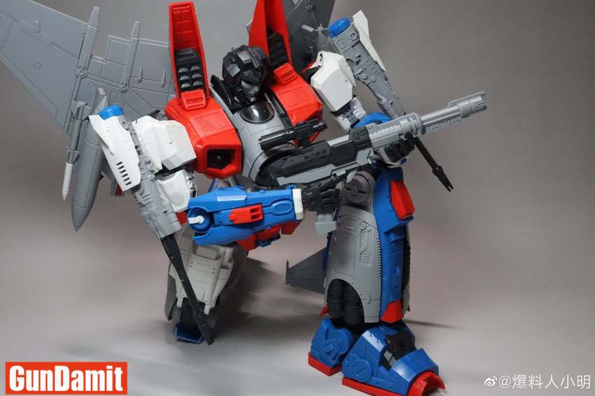 Don Models BP-001 Crimson Meteor Starscream Model Kit