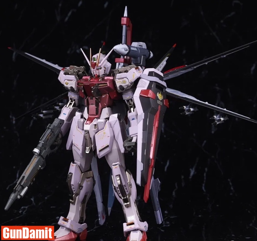 ロックオペラモーツァルト　rouge ver Metal Kingdom 1/100 MBF-02+AQM/E-X01+EW454F Strike Rouge